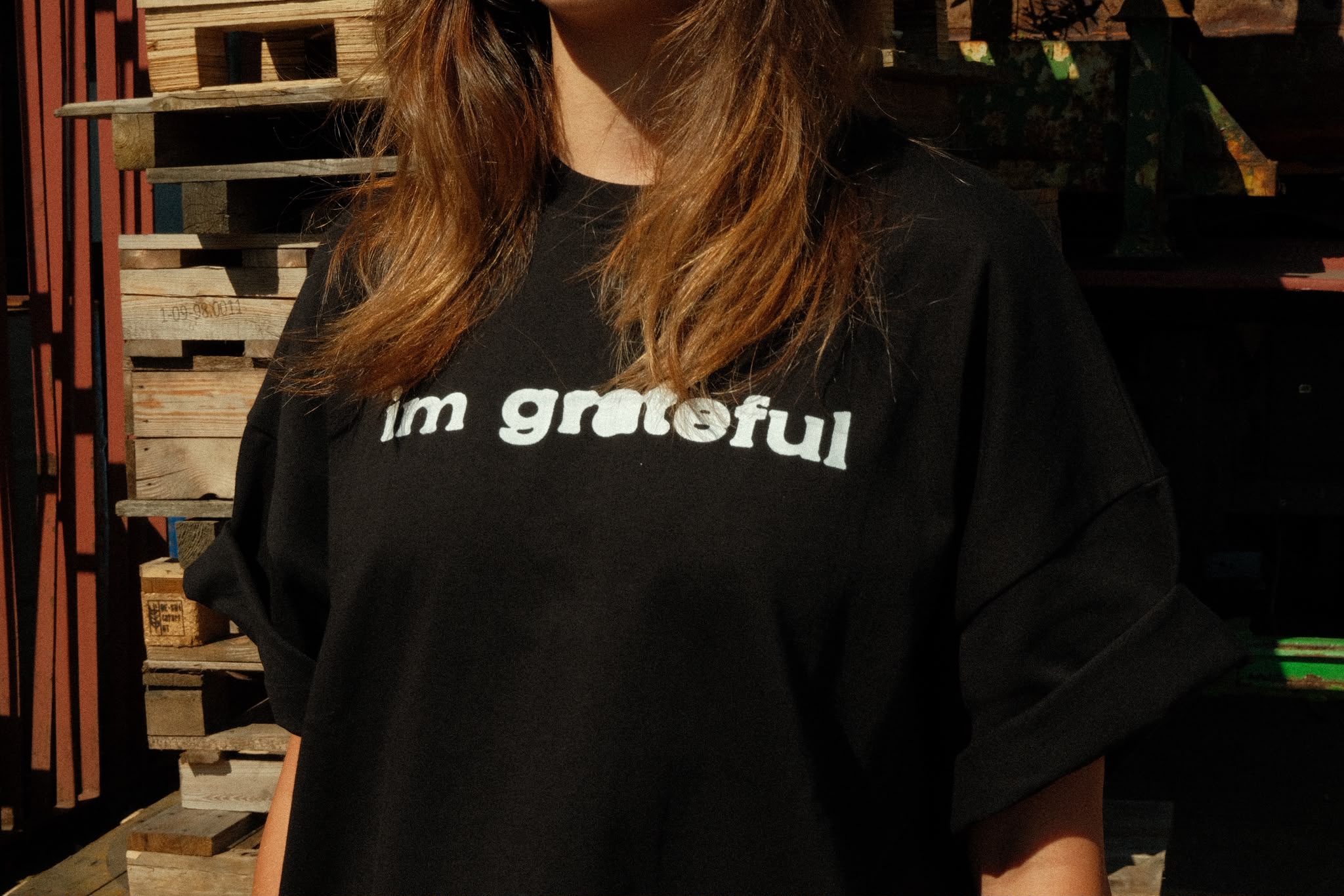 MANIFEST Im Grateful - koszulka na modelu